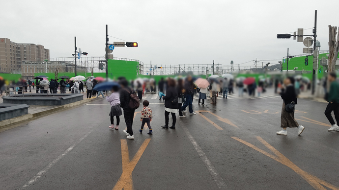 �����X�N�����u���V�e�B�X�^�W�I����